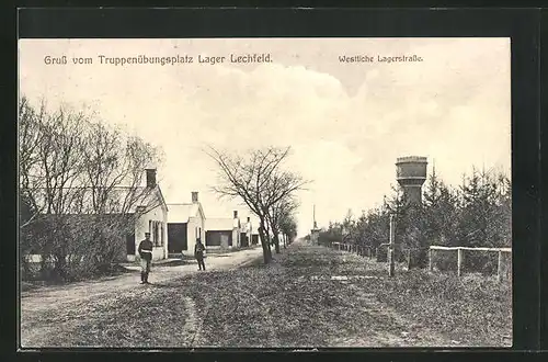 AK Lager Lechfeld, Truppenübungsplatz, Westliche Lagerstrasse mit Soldaten