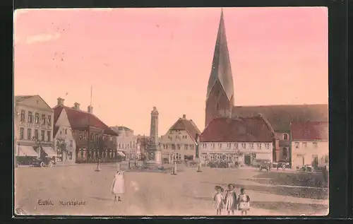 AK Eutin, Marktplatz mit Denkmal und Kirche