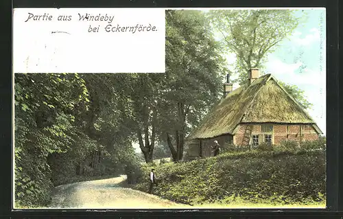 AK Eckernförde-Windeby, altes Bauernhaus am Waldrand