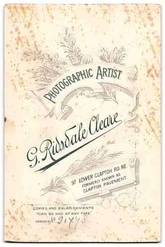 Fotografie G. Ridsdale Cleare, Lower Clapton, 97, Lower Clapton Rd., Portrait eleganter Herr mit Oberlippenbart