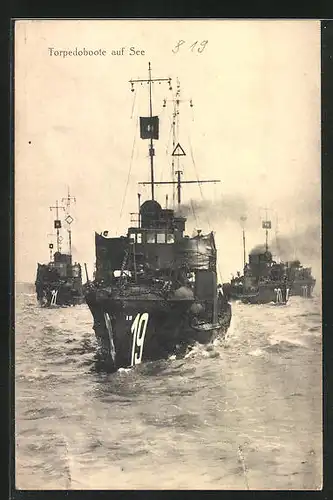 AK Torpedoboote auf hoher See, Kriegsschiff