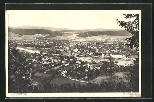 AK Hameln, Blick ins Wesertal und auf den Ort