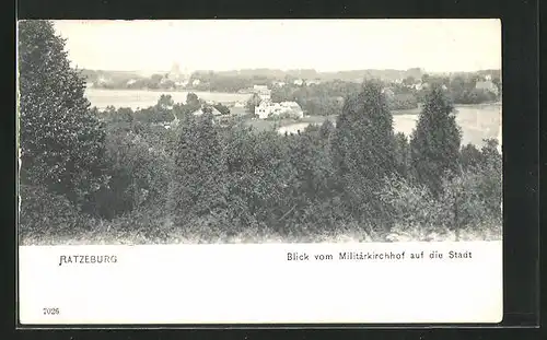 AK Ratzeburg, Blick vom Militärkirchhof auf die Stadt
