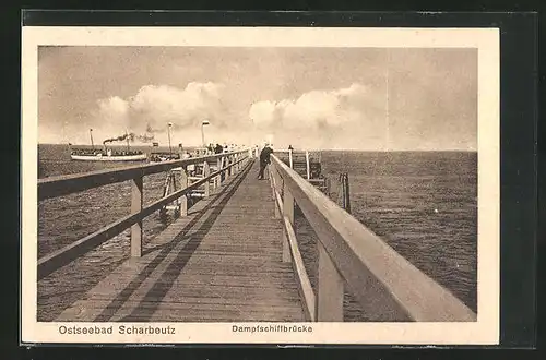 AK Scharbeutz, Blick auf die Dampfschiffbrücke mit ablegendem Dampfer