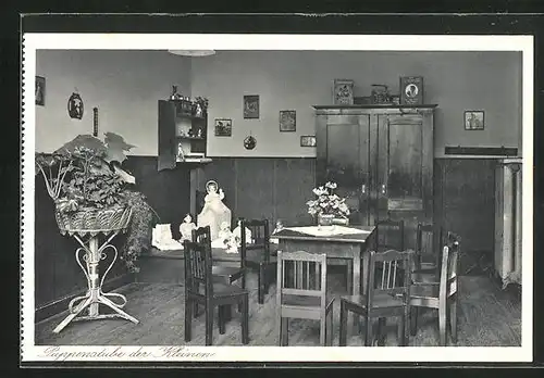 AK Neuendettelsau, Mädchenlyzeum und Höhere Mädchenschule der Diakonissenanstalt, Puppenstube der Kleinen