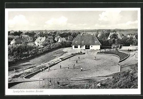 AK Eckernförde, Spielplatz mit Ansicht des Jugendheims