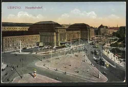AK Leipzig, Platzpartie mit Strassenbahnen vor dem Hauptbahnhof