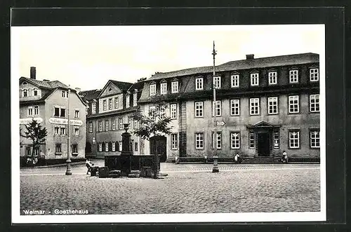 AK Weimar, Goethehaus, am Brunnen