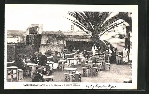 AK Rabat, Cafe Restaurant des Oudaya, Gäste im Lokal