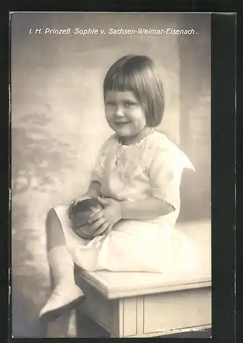 AK I. H. Prinzessin Sophie von Sachsen-Weimar-Eisenach mit einem Lächeln