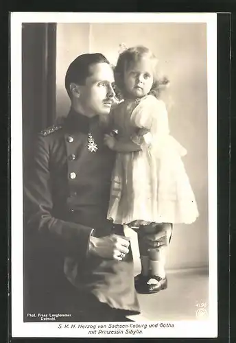 AK S. K. H. Herzog von Sachsen-Coburg und Gotha mit Prinzessin Sibylla