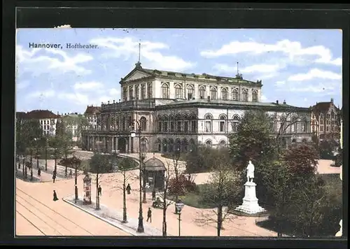 AK Hannover, Hoftheater mit Denkmal