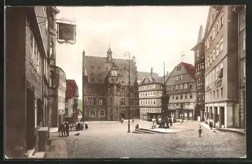 AK Marburg a. Lahn, Marktplatz mit Rathaus