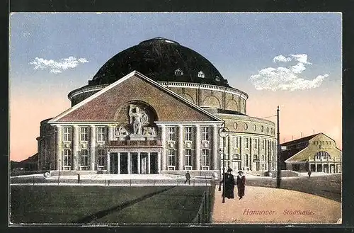 AK Hannover, auf dem Vorplatz zur Stadthalle