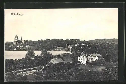 AK Ratzeburg i.L., Blick von den Villen zur Kirche