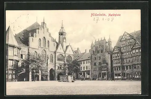 AK Hildesheim, Marktplatz mit Brunnen