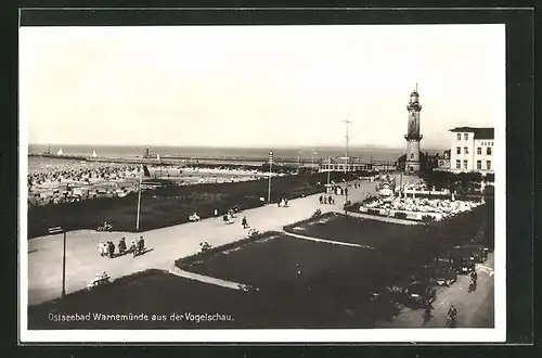 AK Warnemünde, Strand mit Leuchtturm aus der Vogelschau