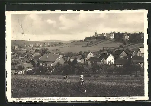 AK Finsterbergen /Thür. Wald, Ortsansicht mit Blick zum Kurhaus