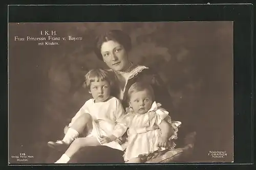 AK I.K.H. Frau Prinzessin Franz von Bayern mit Kindern