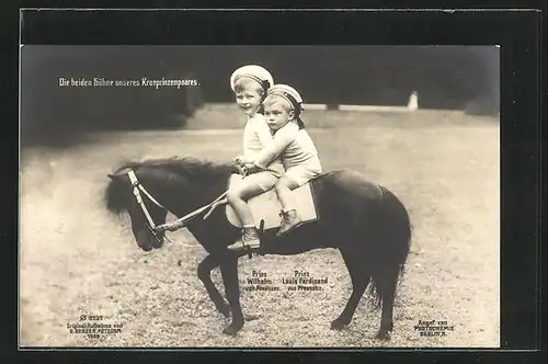 AK Prinz Wilhelm von Preussen, Prinz Louis Ferdinand v. Preussen auf einem Pferd