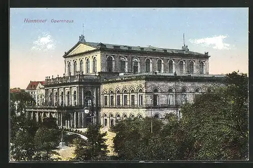 AK Hannover, Opernhaus mit Vorplatz