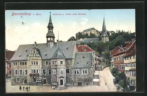 AK Blankenburg a. Harz, Rathaus und Blick zum Schloss