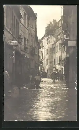 Foto-AK Besanlon, Strassenpartie bei Hochwasser