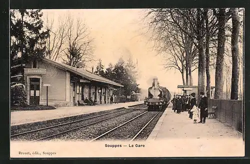 AK Souppes, La Gare, Bahnhof