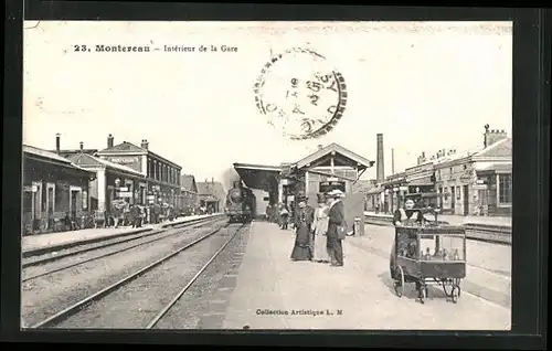 AK Montereau, Intérieur de la Gare, Bahnhof