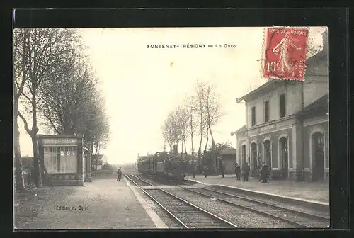 AK Fontenay-Trésigny, La Gare, Bahnhof