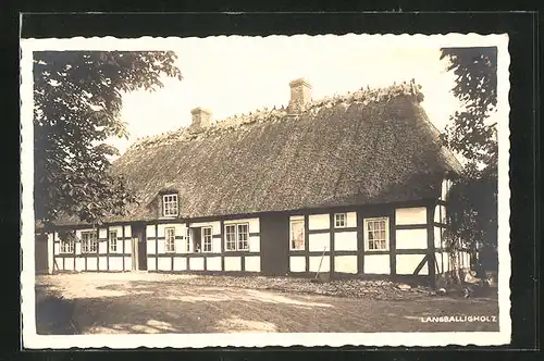 AK Langballigholz, Altdeutsches Haus mit Reetdach