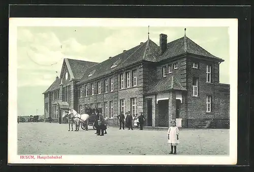 AK Husum, Hauptbahnhof mit Passagiere