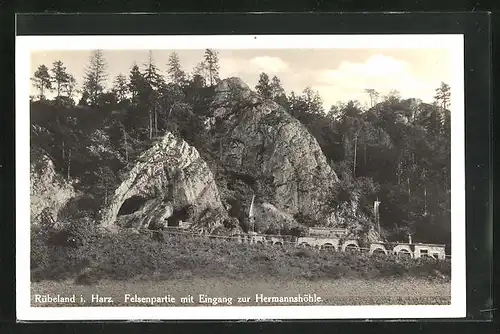 AK Rübeland / Harz, Felsenpartie mit Eingang zur Hermannshöhle