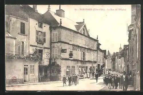 AK Montbard, La Rue de l`Hopital