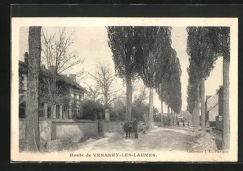 AK Venarey-les-Laumes, Une Route