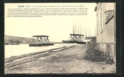 AK Sens, Mise à sec d`un ponton, par le retrait des eaux, dans le lit de la Fausse-Rivière, Inondation 1910, Hochwasser