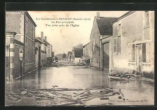 AK Juvigny, Les Inondations 1910, La Rue Principale, vue prise près de l`Eglise, Hochwasser