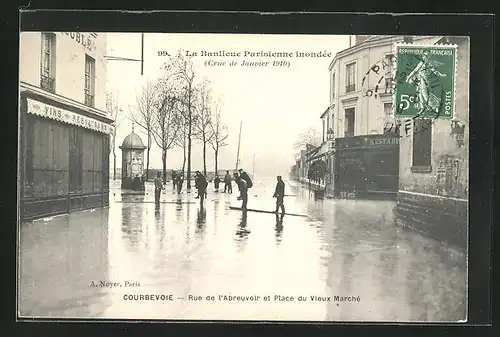 AK Courbevoie, Rue de l`Abreuvoir et Place du Vieux Marché, Crue de Janvier 1910, Hochwasser