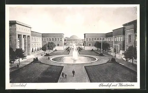 AK Düsseldorf, Ehrenhof mit Planetarium