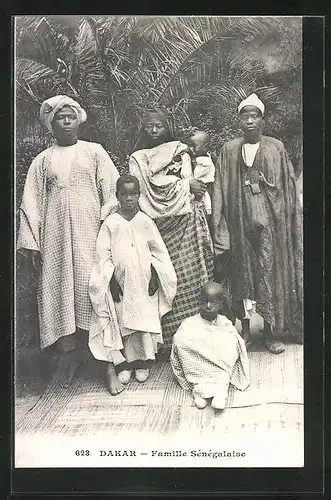 AK Dakar, Famille Sénégalaise, afrikanische Volkstypen