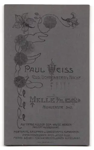 Fotografie Paul Weiss, Melle Mühlenstrasse 342, grosser Mann mit Schnurrbart