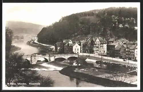 AK Hann. Münden, Teilansicht vom Ort mit Weser und Wehranlage