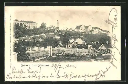 AK Dachau, Ortspartie mit Garten und Blick nach der Kirche