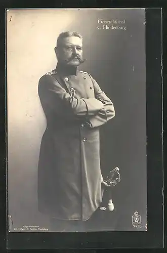 AK Generaloberst Paul von Hindenburg in Uniform mit Säbel