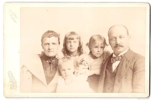 Fotografie Glines, Boston, 6 Winter Street, Eheleute mit ihren Kindern