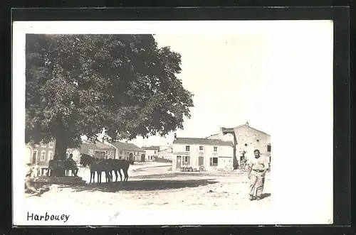 Foto-AK Harbouey, Gasthof Lustige Ecke, Soldaten