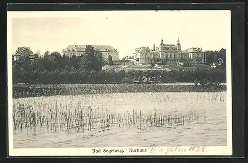 AK Bad Segeberg, Kurhaus mit See im Vordergrund