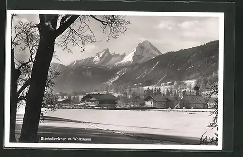 AK Bischofswiesen, Ortsansicht im Winter mit Watzmann