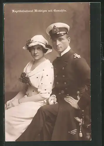 AK Portrait Otto Weddigen mit Gemahlin, U-Boot