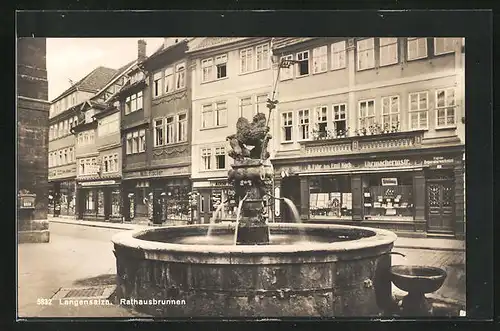 AK Langensalza, Strassenpartie mit Geschäften und Rathausbrunnen